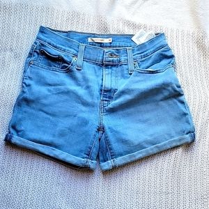 Levi's shorts mid length